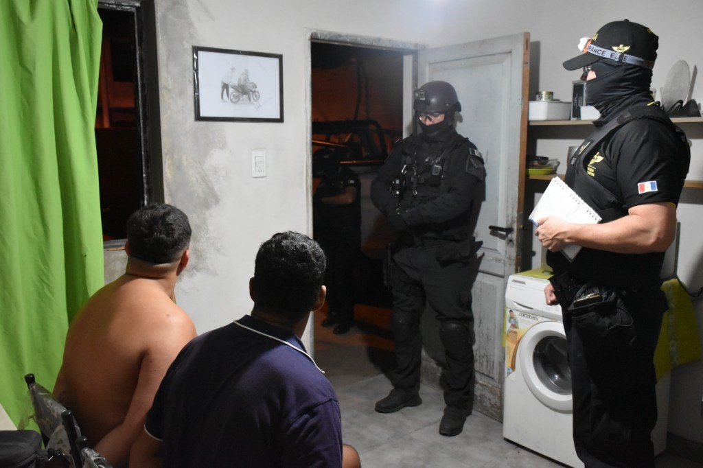 La Fuerza Policial Antinarcóticos (FPA) desarticuló una banda narco familiar 