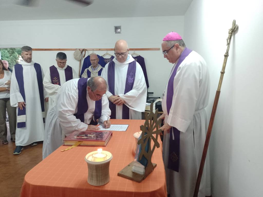 El padre Aldo Tobares es oficialmente el nuevo párroco de Luque 