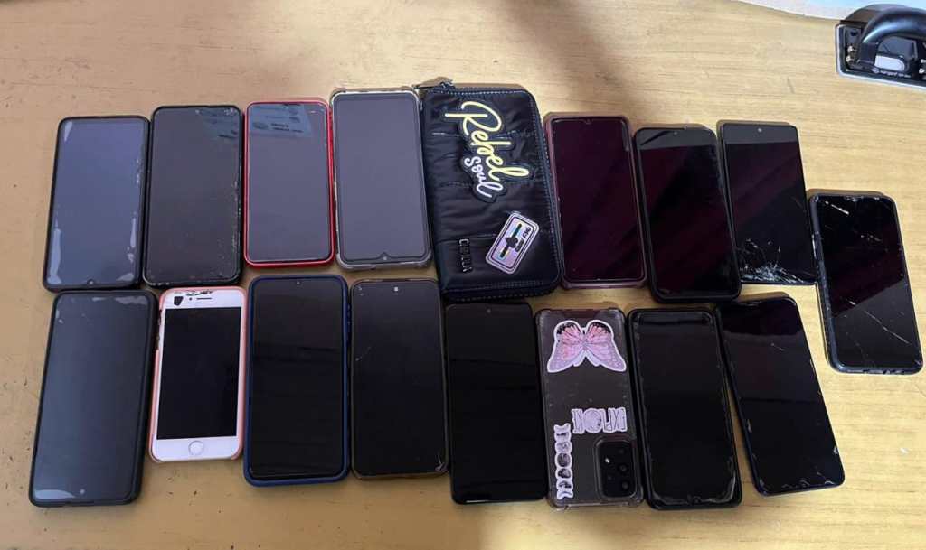 Lo detuvieron a la salida del baile por robar 17&nbsp;celulares.